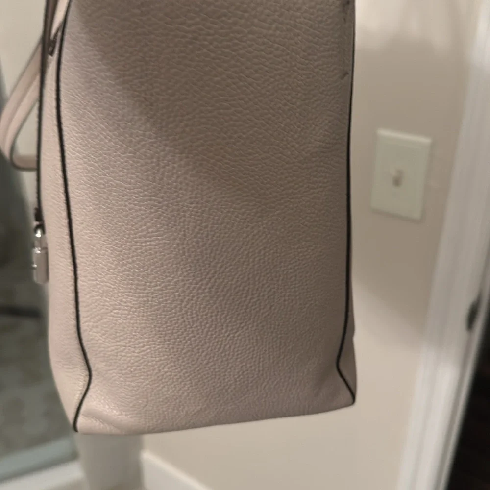 Michael Kors, large gray tote with zipper